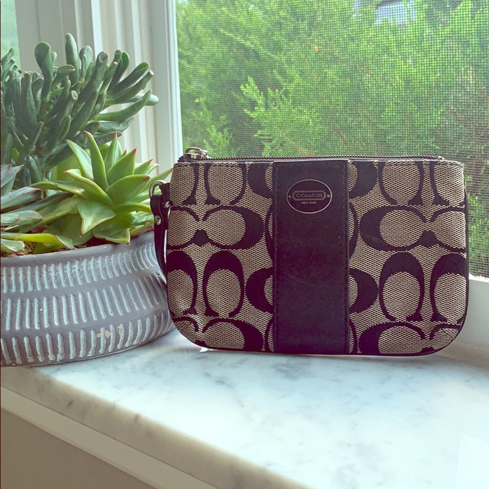 Coach black & tan fabric wristlet